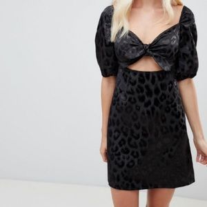NEW Black mini dress animal print pattern NEW- size 6